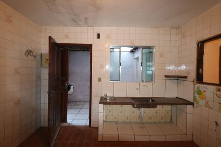 Cozinha de casa para alugar com 1 quarto, 50m² em Taboão, Diadema