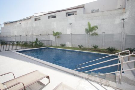 Apartamento para alugar com 57m², 2 quartos e 1 vagaÁrea comum - Piscina
