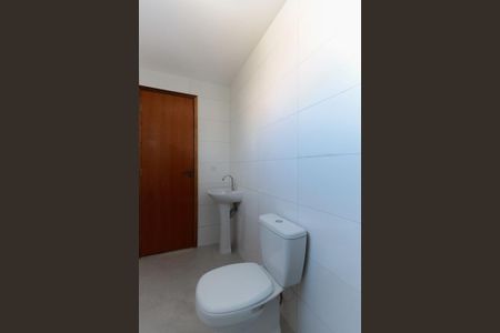 Apartamento para alugar com 46m², 2 quartos e sem vaga Apartamento para alugar com 46m², 2 quartos e sem vagaBanheiro