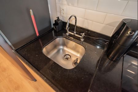 Studio à venda com 28m², 1 quarto e sem vaga Studio à venda com 28m², 1 quarto e sem vagaCozinha