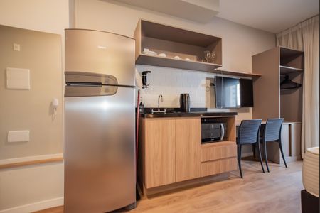 Studio à venda com 28m², 1 quarto e sem vaga Studio à venda com 28m², 1 quarto e sem vagaCozinha