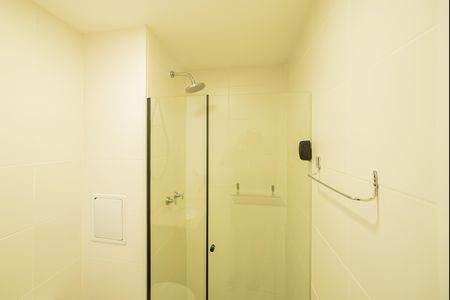 Studio à venda com 28m², 1 quarto e sem vaga Studio à venda com 28m², 1 quarto e sem vagaBanheiro