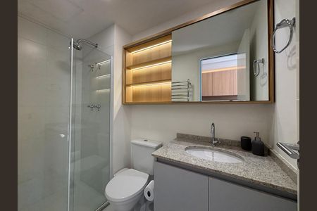 Studio Banheiro de kitnet/studio para alugar com 1 quarto, 24m² em Pinheiros, São Paulo