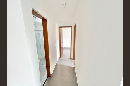 Corredor de apartamento para alugar com 2 quartos, 46m² em Vila Guilherme, São Paulo