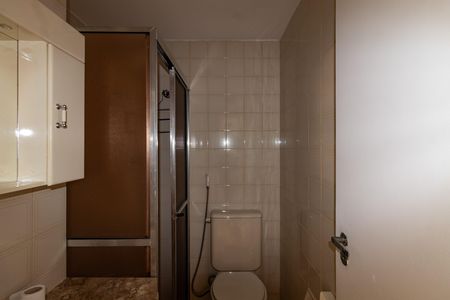 Apartamento à venda com 63m², 2 quartos e 1 vaga Apartamento à venda com 63m², 2 quartos e 1 vagaBanheiro da Suíte