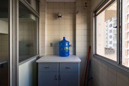 Apartamento à venda com 63m², 2 quartos e 1 vaga Apartamento à venda com 63m², 2 quartos e 1 vagaÁrea de Serviço