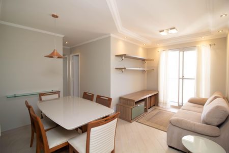 Sala de apartamento para alugar com 3 quartos, 64m² em Vila das Bandeiras, Guarulhos