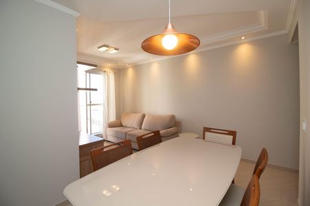 Apartamento para alugar com 64m², 3 quartos e 1 vaga Apartamento para alugar com 64m², 3 quartos e 1 vagaSala