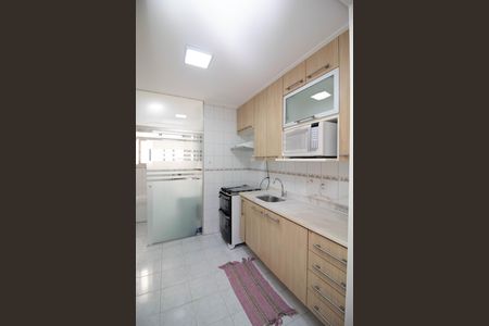 Apartamento para alugar com 64m², 3 quartos e 1 vaga Apartamento para alugar com 64m², 3 quartos e 1 vagaCozinha - Armários