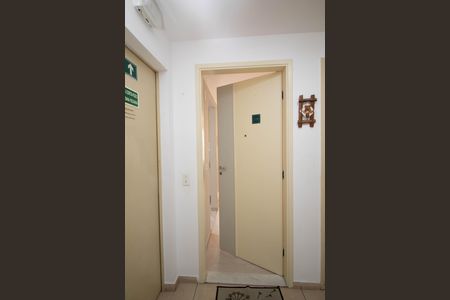 Apartamento para alugar com 64m², 3 quartos e 1 vaga Apartamento para alugar com 64m², 3 quartos e 1 vagaHall de entrada