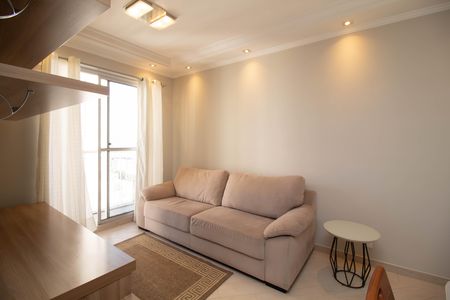 Sala de apartamento para alugar com 3 quartos, 64m² em Vila das Bandeiras, Guarulhos