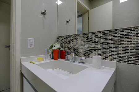 Apartamento para alugar com 110m², 3 quartos e 2 vagas Apartamento para alugar com 110m², 3 quartos e 2 vagasBanheiro