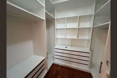 Apartamento à venda com 3 quartos, 132m² em Vila Mariana, São Paulo