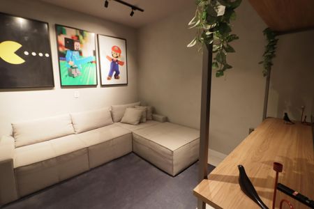 Apartamento para alugar com 36m², 1 quarto e 1 vagaÁrea comum - Sala gamer