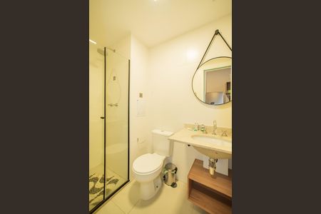 Studio para alugar com 28m², 1 quarto e sem vaga Studio para alugar com 28m², 1 quarto e sem vagaBanheiro