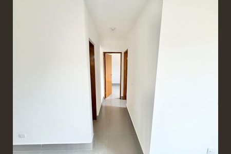 Corredor de apartamento para alugar com 2 quartos, 44m² em Vila Guilherme, São Paulo