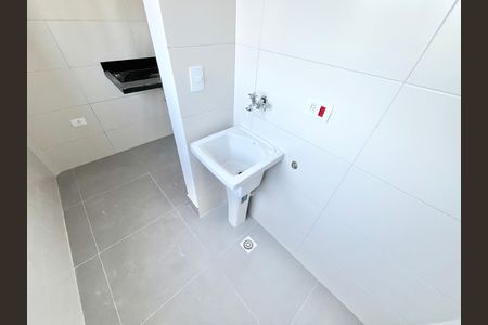 Apartamento para alugar com 44m², 2 quartos e sem vaga Apartamento para alugar com 44m², 2 quartos e sem vagaÁrea de Serviço