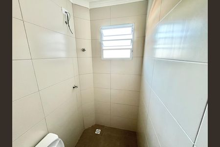Apartamento para alugar com 44m², 2 quartos e sem vaga Apartamento para alugar com 44m², 2 quartos e sem vagaBanheiro