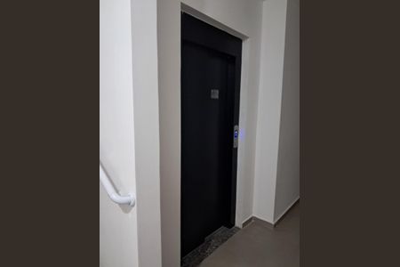 Apartamento à venda com 52m², 2 quartos e 1 vaga Apartamento à venda com 52m², 2 quartos e 1 vagaCorredor