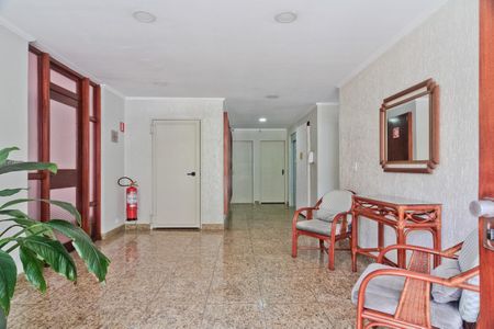 Apartamento para alugar com 55m², 2 quartos e 1 vaga Apartamento para alugar com 55m², 2 quartos e 1 vagaHall