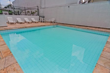 Apartamento para alugar com 55m², 2 quartos e 1 vaga Apartamento para alugar com 55m², 2 quartos e 1 vagaÁrea comum - Piscina