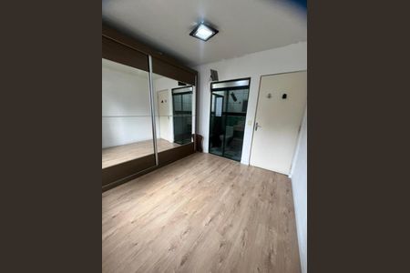 Apartamento para alugar com 74m², 3 quartos e 1 vagaFoto 05