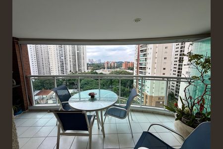 Apartamento à venda com 117m², 3 quartos e 2 vagas