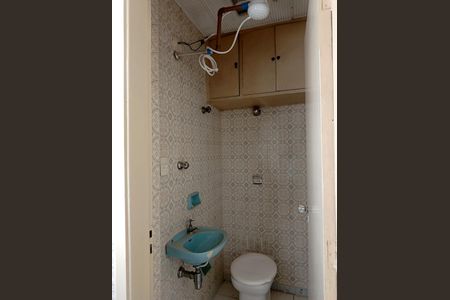 Apartamento à venda com 100m², 3 quartos e 1 vaga Apartamento à venda com 100m², 3 quartos e 1 vagaBanheiro de serviço