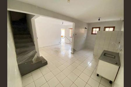 Casa para alugar com 90m², 3 quartos e 1 vaga