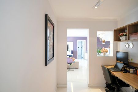 Apartamento à venda com 143m², 3 quartos e 2 vagasEscritório