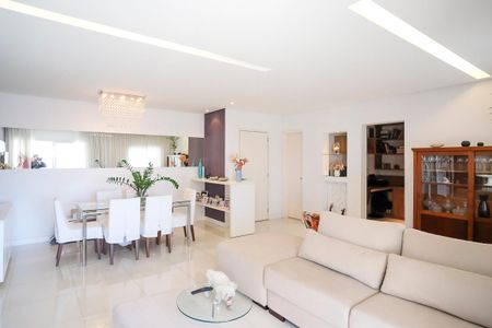 Apartamento à venda com 143m², 3 quartos e 2 vagasSala