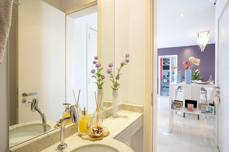 Apartamento à venda com 143m², 3 quartos e 2 vagasLavabo