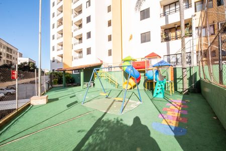 Apartamento para alugar com 56m², 2 quartos e 1 vaga Apartamento para alugar com 56m², 2 quartos e 1 vagaÁrea comum - Playground