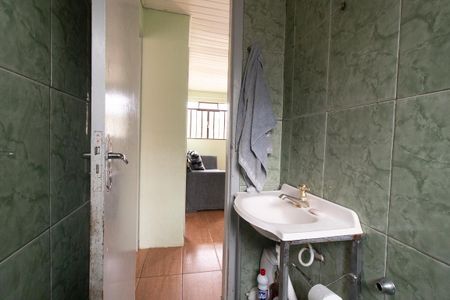 Casa à venda com 84m², 2 quartos e 1 vaga Casa à venda com 84m², 2 quartos e 1 vagaBanheiro social