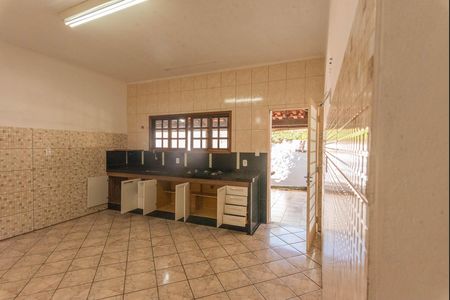Casa para alugar com 140m², 3 quartos e 2 vagasCozinha