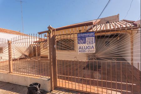 Casa para alugar com 140m², 3 quartos e 2 vagasPlaquinha