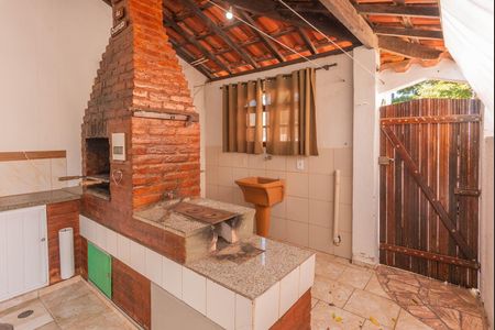 Casa para alugar com 140m², 3 quartos e 2 vagasChurrasqueira