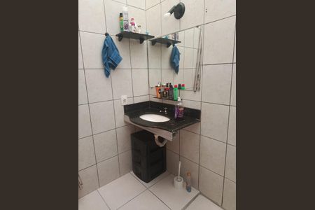 Banheiro de casa de condomínio à venda com 2 quartos, 70m² em Nossa Senhora da Conceição, Contagem