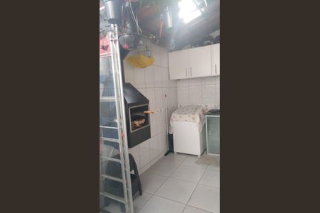 Casa de condomínio à venda com 70m², 2 quartos e 1 vagaÁrea de Serviço