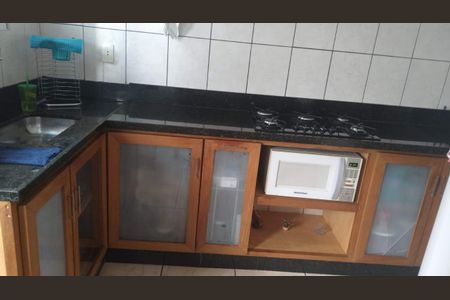 Casa de condomínio à venda com 70m², 2 quartos e 1 vagaCozinha
