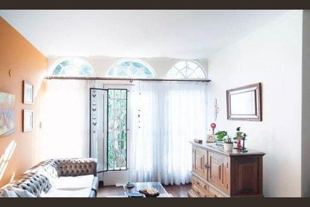 Casa à venda com 3 quartos, 200m² em Jardim Consorcio, São Paulo
