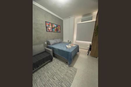 Studio à venda com 22m², 1 quarto e sem vaga Studio à venda com 22m², 1 quarto e sem vagaSala / Quarto