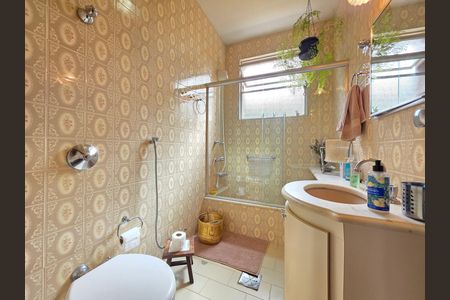 Banheiro Social de apartamento para alugar com 3 quartos, 95m² em Sion, Belo Horizonte