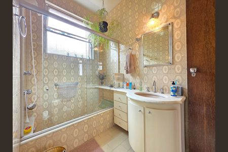 Banheiro Social de apartamento para alugar com 3 quartos, 95m² em Sion, Belo Horizonte