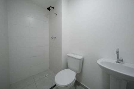 Apartamento para alugar com 38m², 2 quartos e sem vagaBanheiro