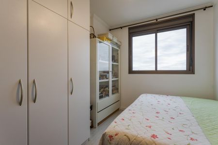 Apartamento à venda com 81m², 2 quartos e 2 vagasQuarto