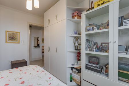 Quarto de apartamento à venda com 2 quartos, 81m² em Cristo Redentor, Porto Alegre