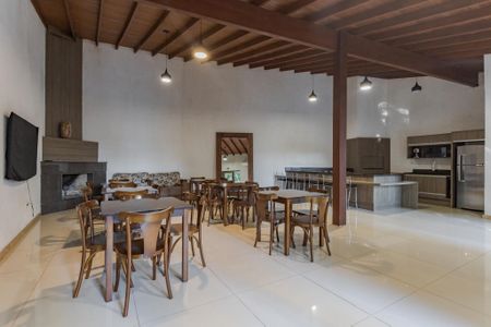 Apartamento à venda com 81m², 2 quartos e 2 vagasÁrea comum - Salão de festas