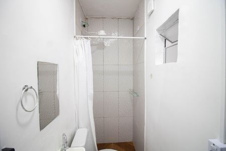 Casa para alugar com 16m², 1 quarto e sem vaga Casa para alugar com 16m², 1 quarto e sem vagaBANHEIRO