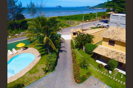 Área externa de casa de condomínio para alugar com 2 quartos, 70m² em Tamoios, Cabo Frio